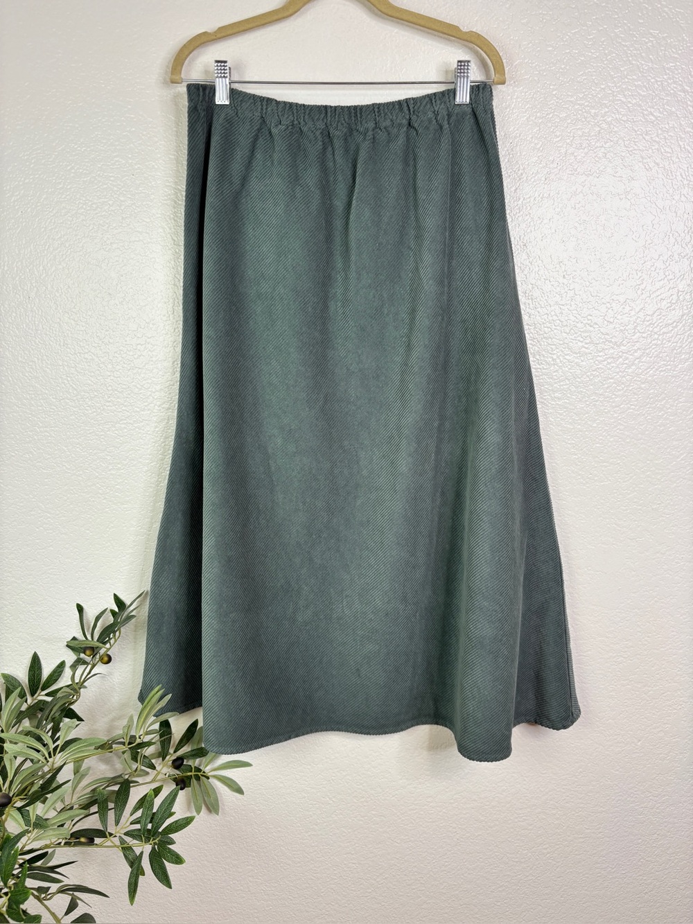 CP SHADES Tanya Corduroy Skirt in Bluegrass Size L